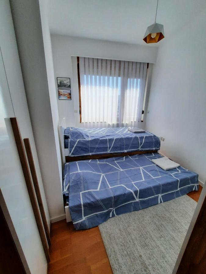 Luxury Sky View Apartment Pristina Exterior photo